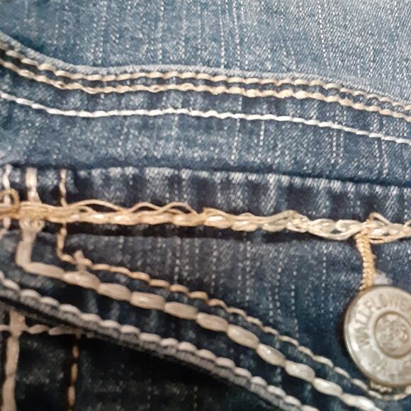 Wallflower Jeans Women’s 15 Blue Flare Luscious Curvy Flap Pocket Bootcut Denim - Picture 7 of 10